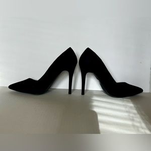 Charlotte Russe faux suede pump, size 8